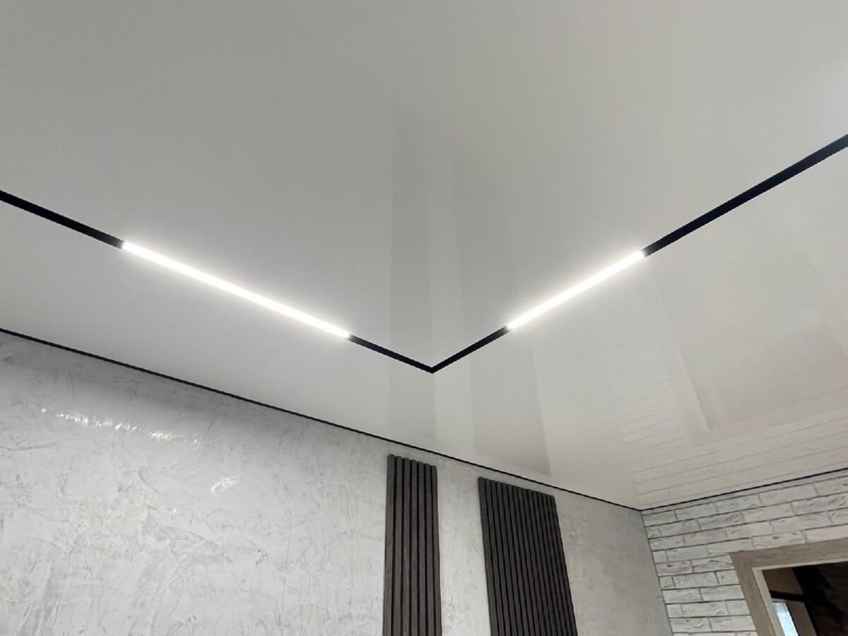 Track lighting systems and stretch ceilings: a symbiosis of style and technology